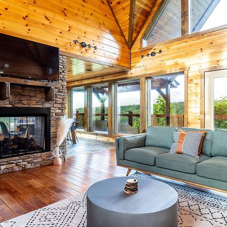 The Solstice - Amenities Galore Mountain Retreat جاتلينبرج المظهر الخارجي الصورة