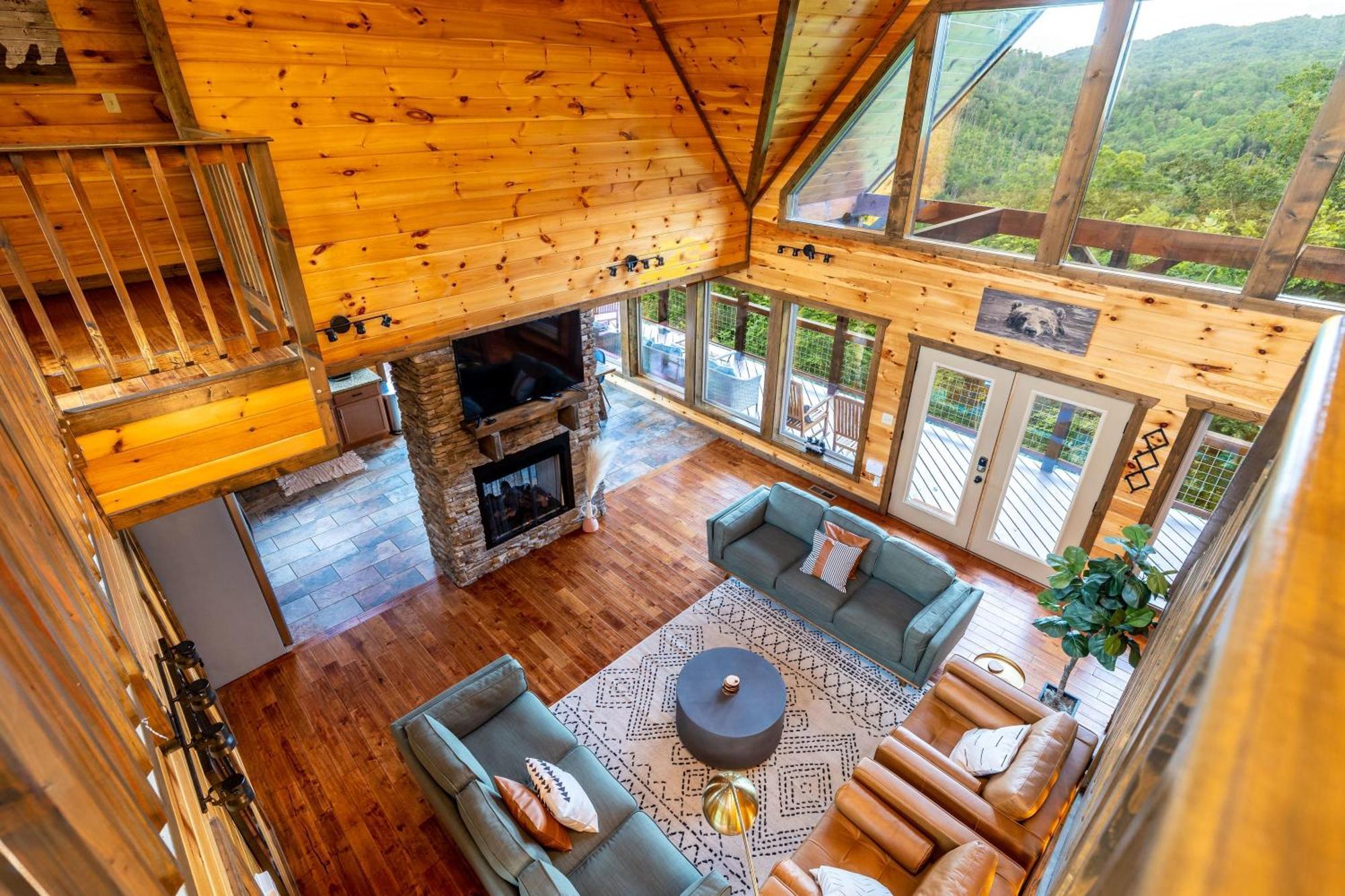 The Solstice - Amenities Galore Mountain Retreat جاتلينبرج المظهر الخارجي الصورة