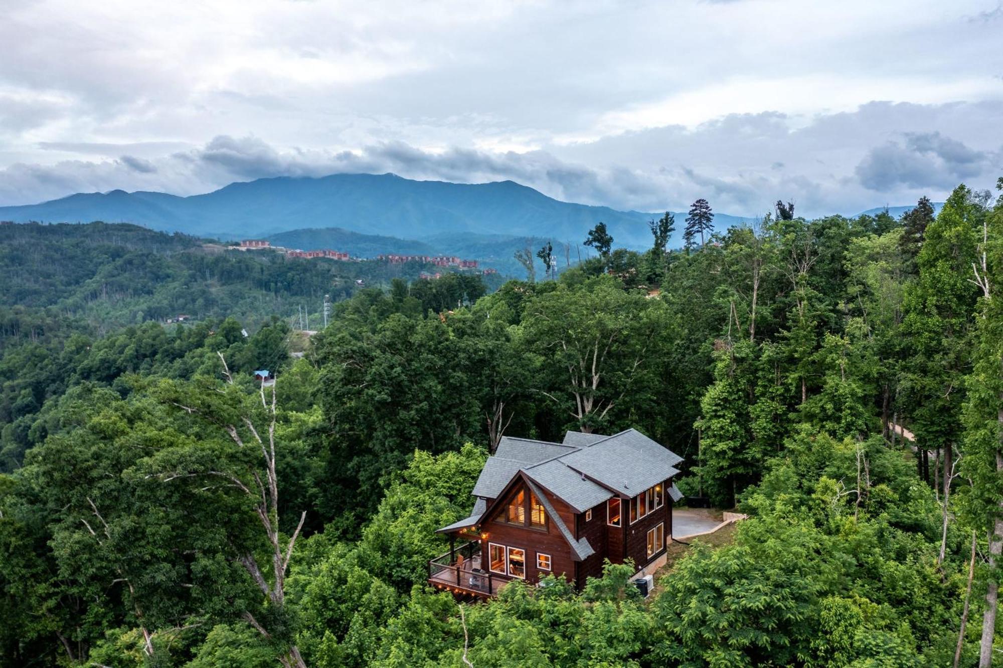 The Solstice - Amenities Galore Mountain Retreat جاتلينبرج المظهر الخارجي الصورة