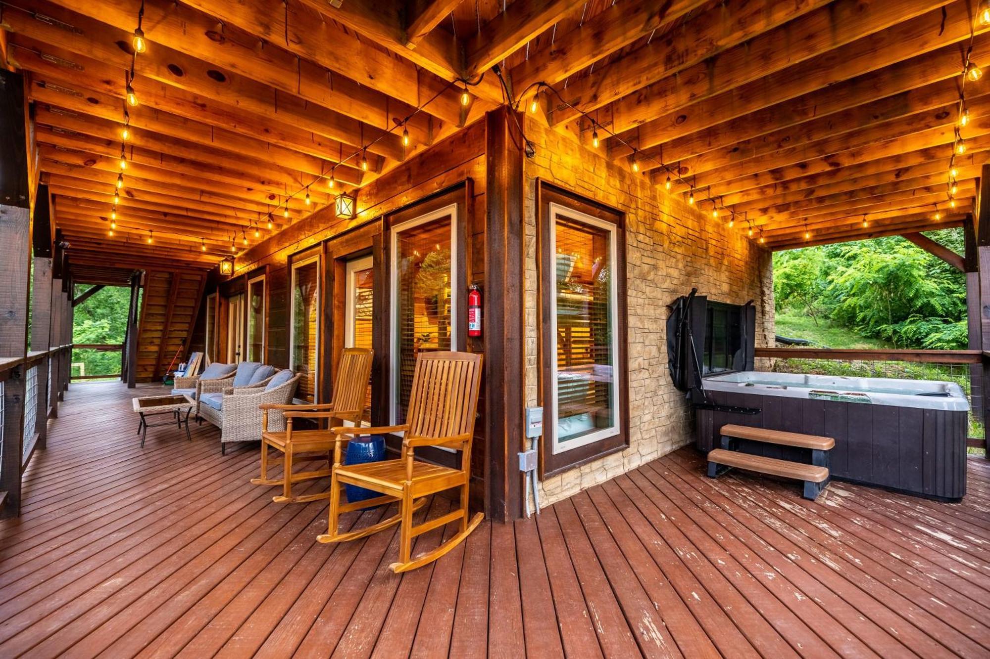 The Solstice - Amenities Galore Mountain Retreat جاتلينبرج المظهر الخارجي الصورة