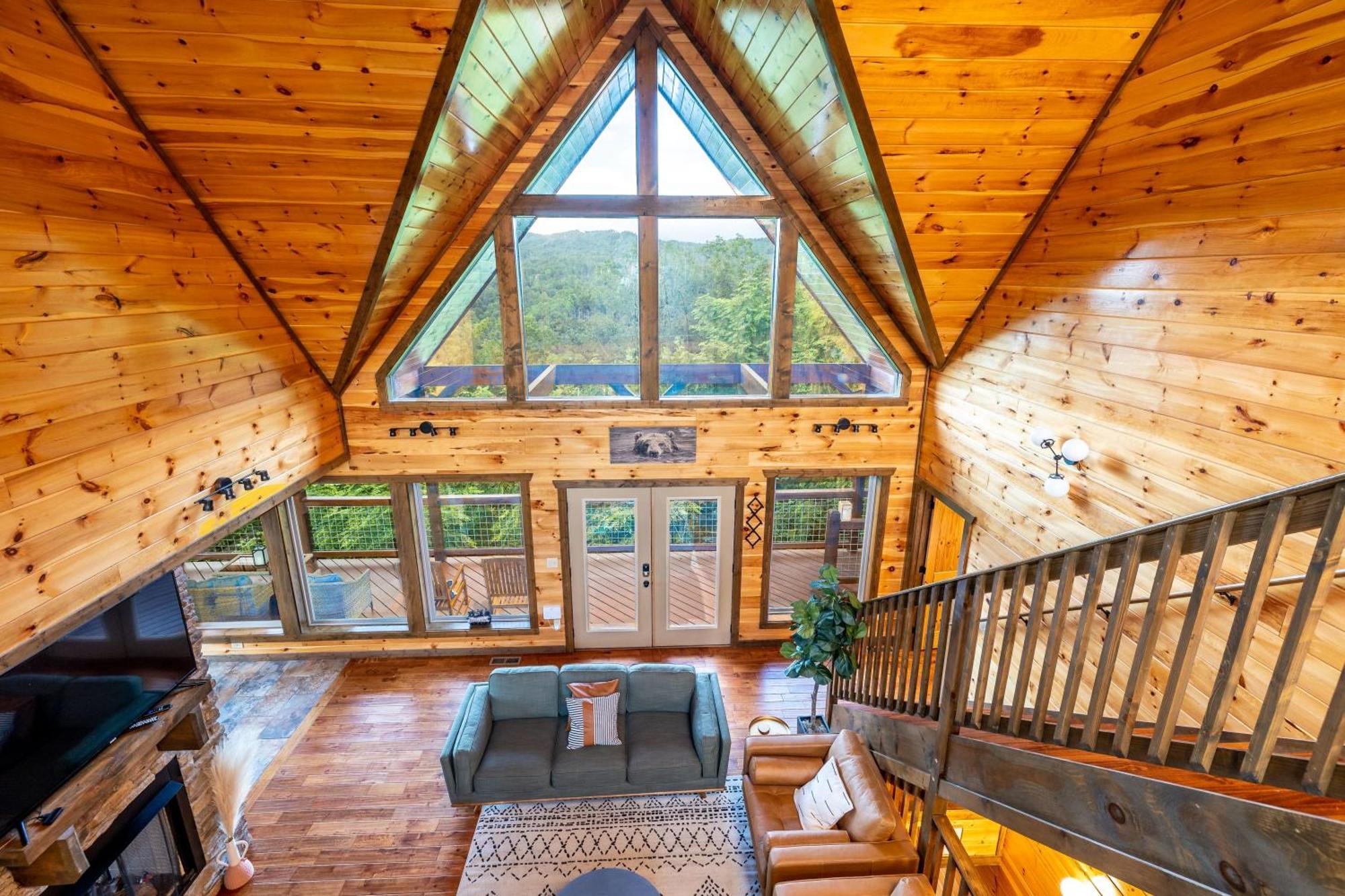 The Solstice - Amenities Galore Mountain Retreat جاتلينبرج المظهر الخارجي الصورة