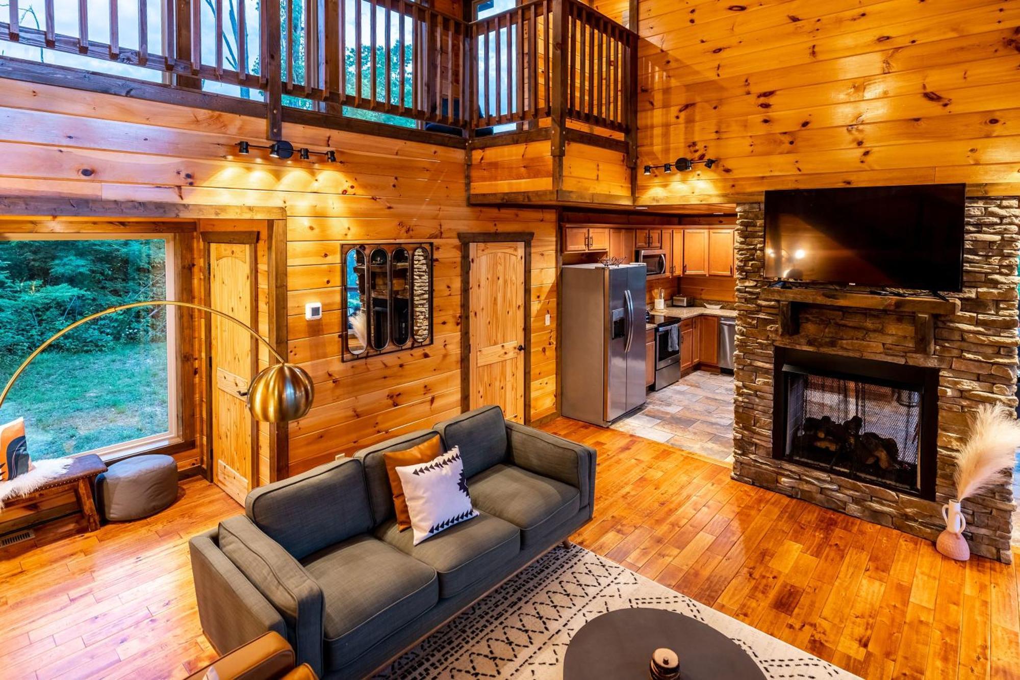 The Solstice - Amenities Galore Mountain Retreat جاتلينبرج المظهر الخارجي الصورة