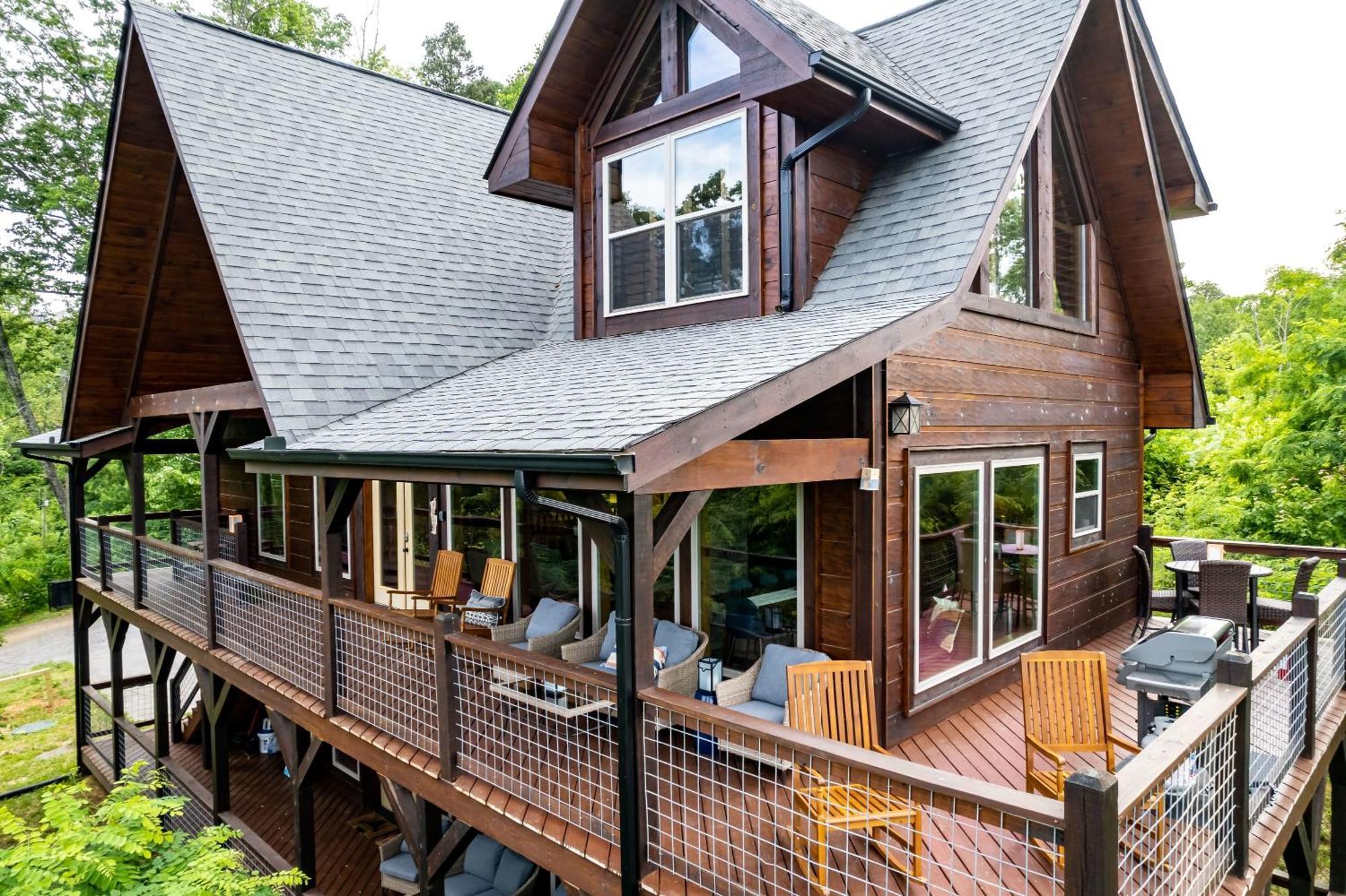 The Solstice - Amenities Galore Mountain Retreat جاتلينبرج المظهر الخارجي الصورة