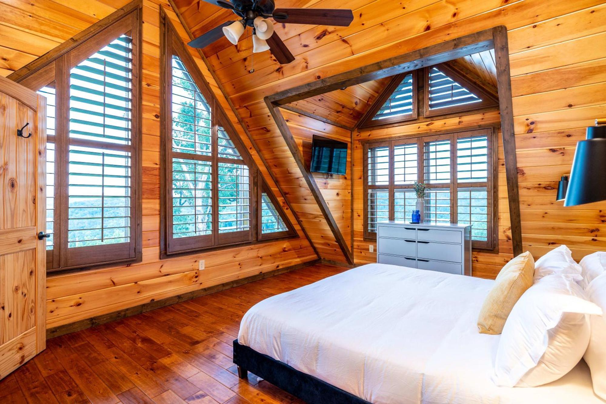 The Solstice - Amenities Galore Mountain Retreat جاتلينبرج المظهر الخارجي الصورة