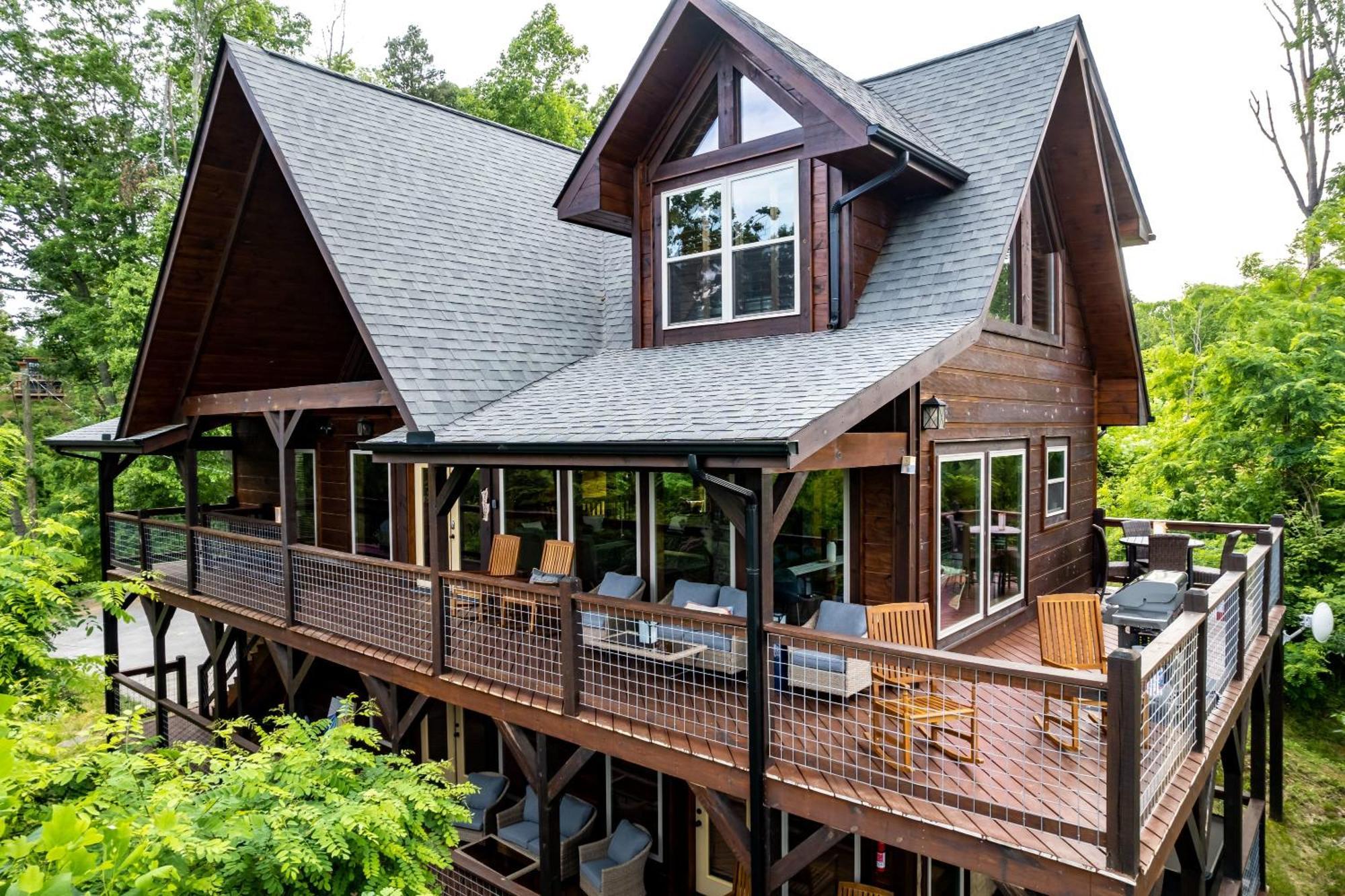 The Solstice - Amenities Galore Mountain Retreat جاتلينبرج المظهر الخارجي الصورة
