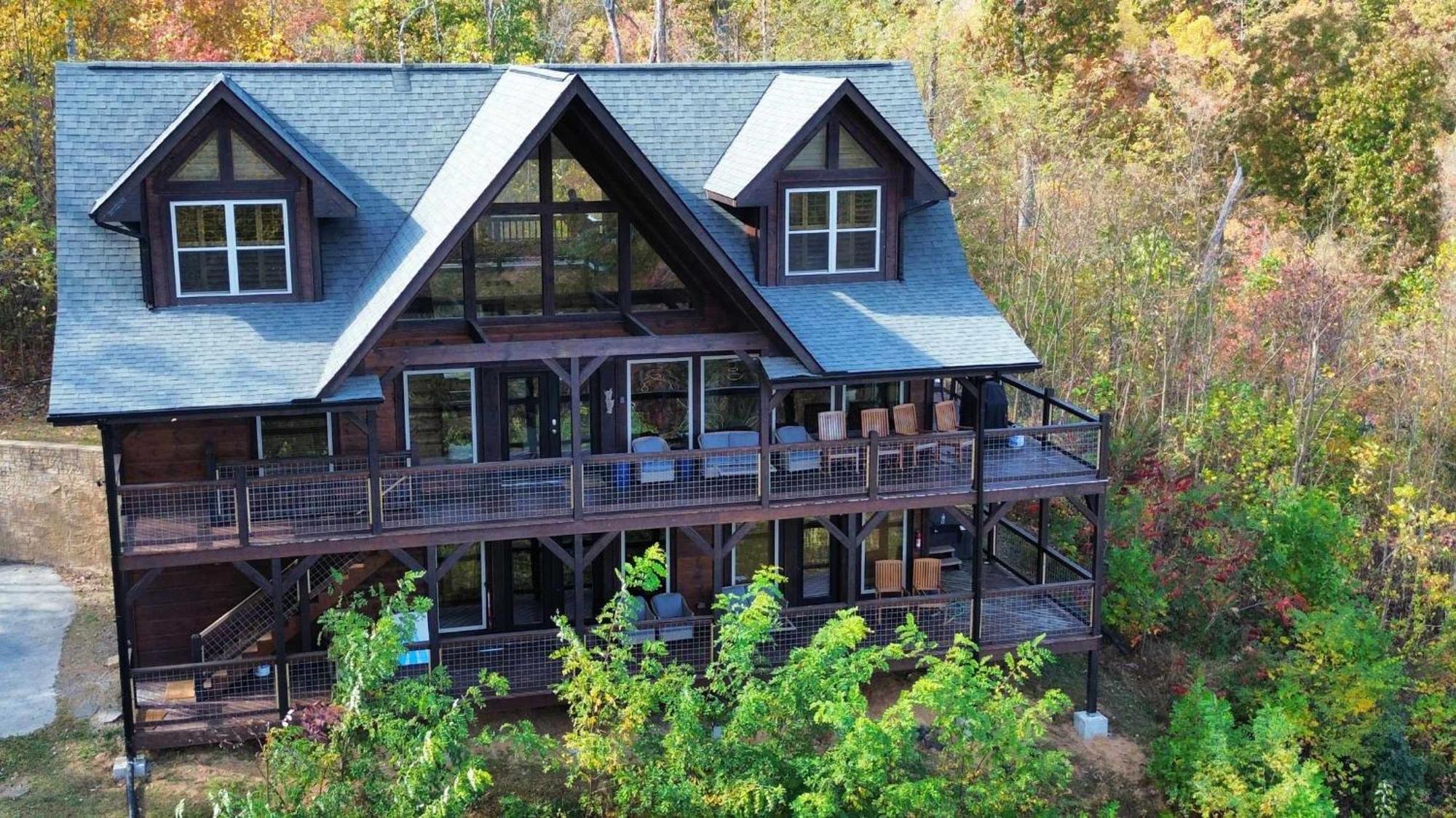 The Solstice - Amenities Galore Mountain Retreat جاتلينبرج المظهر الخارجي الصورة